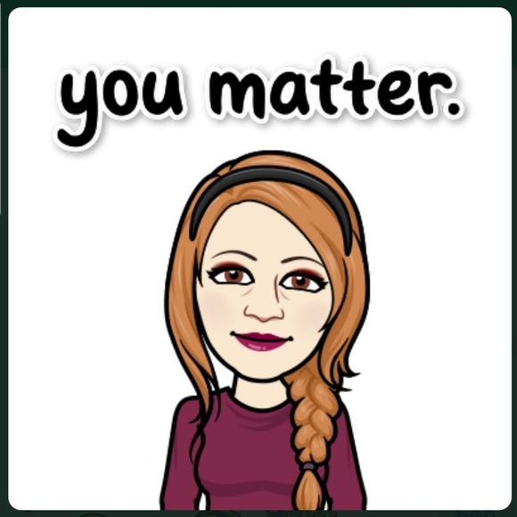 Welcome to my closet!⤵ - Picture 2 of 4